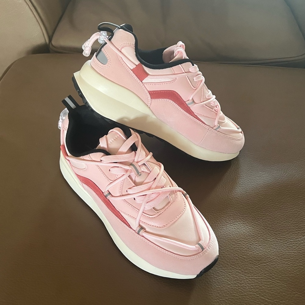 BERNESS Pink Stripe Sneaker NWOT